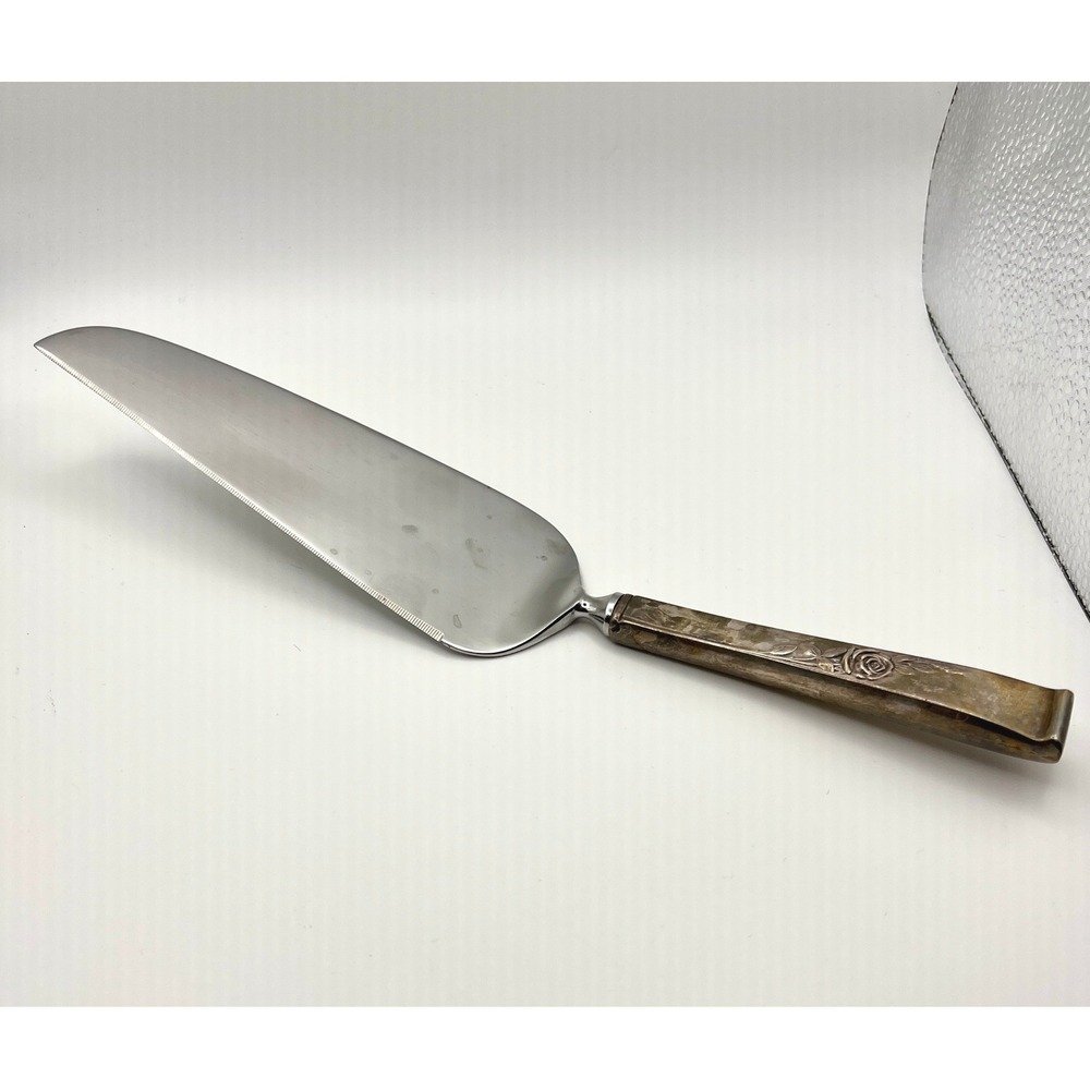 Reed and Barton Pie Server Silver Good Classic Rose Sterling Handle